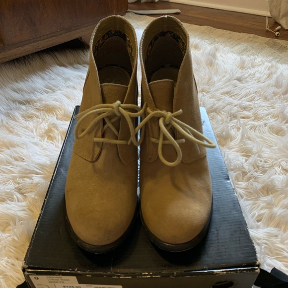 Seychelles Suede Ankle Booties - Picture 2 of 2